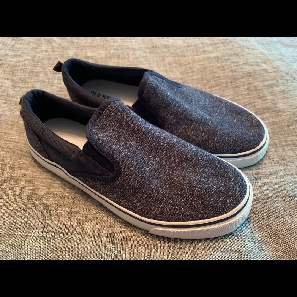 Slip on boys boat shoes